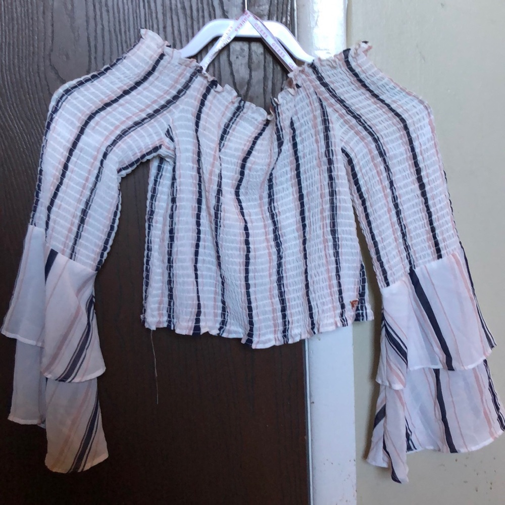 guess off the shoulder ruffled top